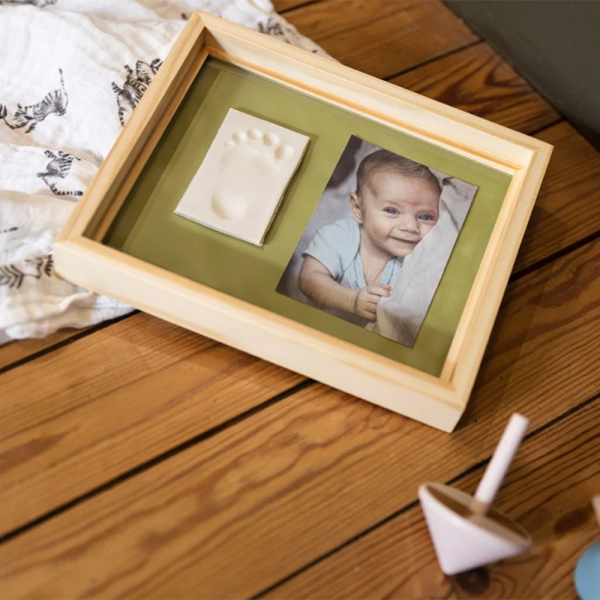 Akcija! Baby Art Pure Frame wooden komplekts mazuļa pēdiņu vai rociņu nospieduma izveidošanai 3601092030 3