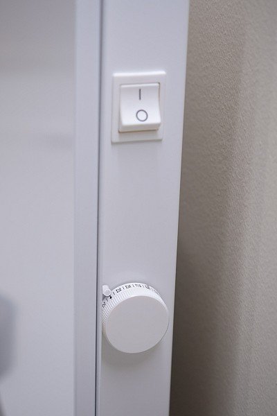 ADAX elektriskais radiators ar programmējamu termostatu VP12H04KET (400 W) 3